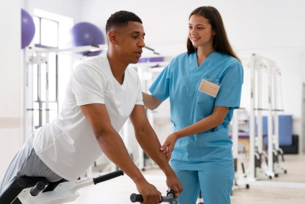 Porque é que as pessoas escolhem Lisboa para tratamento de fisioterapia completo